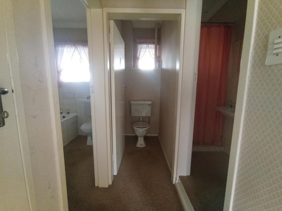 2 Bedroom Property for Sale in Illovo Gauteng