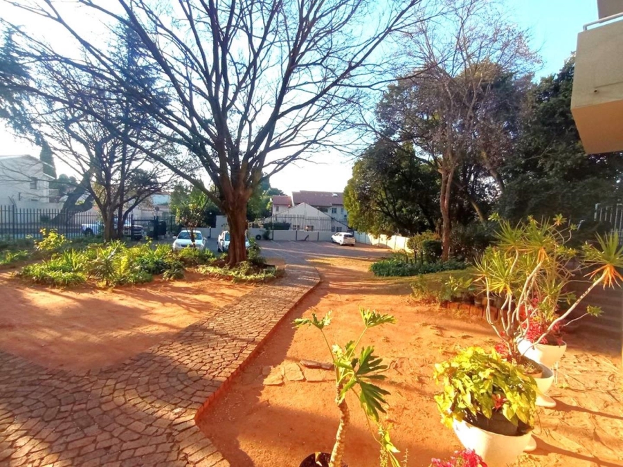 2 Bedroom Property for Sale in Illovo Gauteng