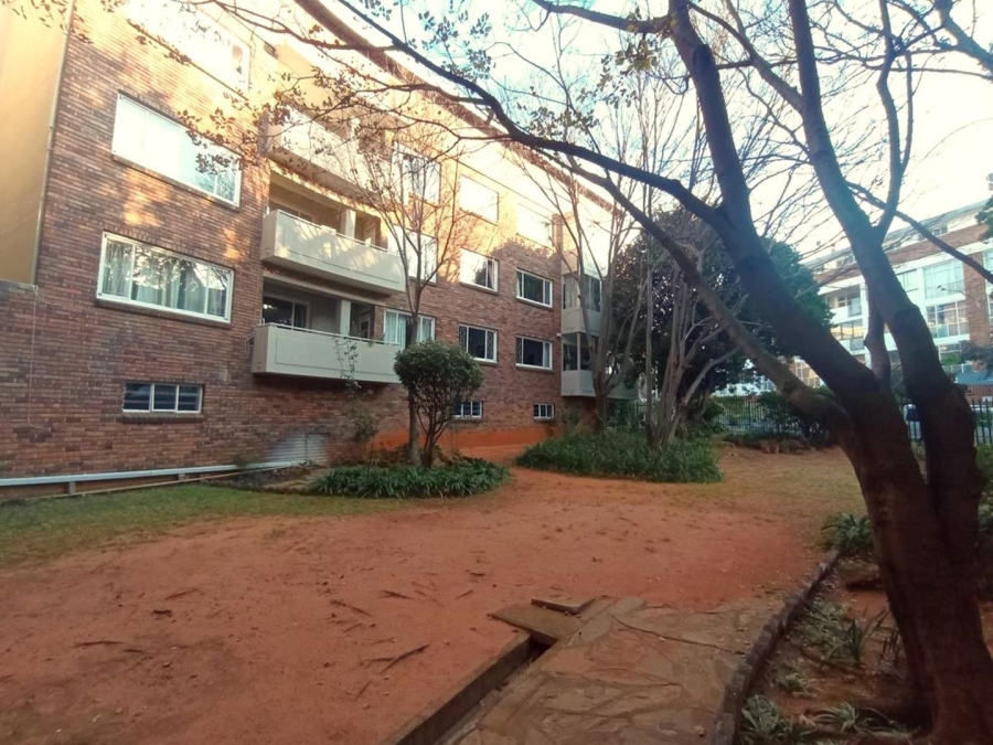 2 Bedroom Property for Sale in Illovo Gauteng
