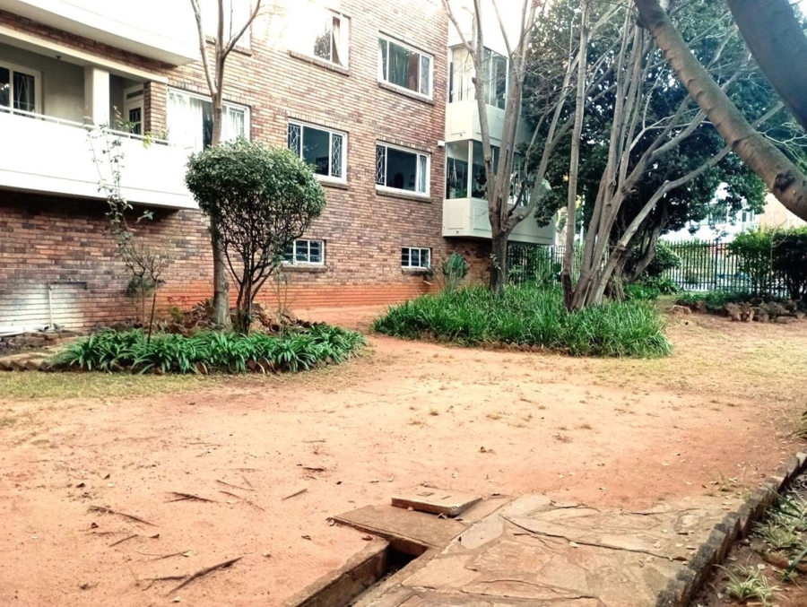2 Bedroom Property for Sale in Illovo Gauteng