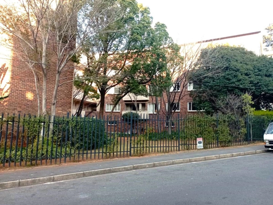 2 Bedroom Property for Sale in Illovo Gauteng