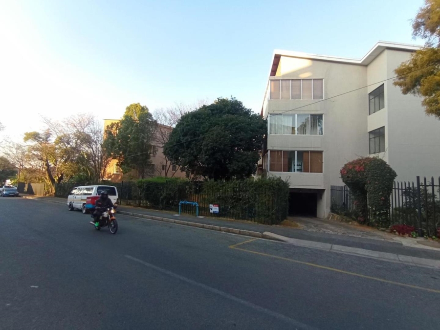 2 Bedroom Property for Sale in Illovo Gauteng
