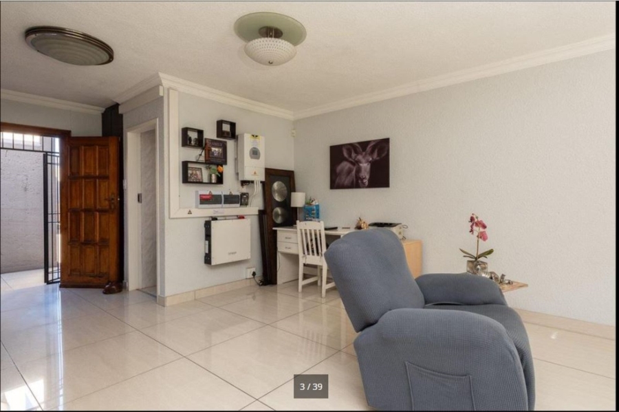 3 Bedroom Property for Sale in Bassonia Gauteng