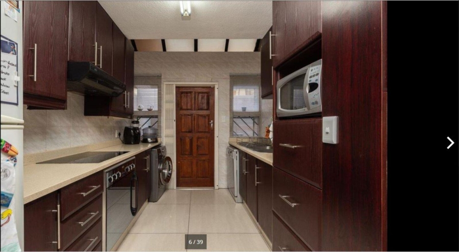 3 Bedroom Property for Sale in Bassonia Gauteng