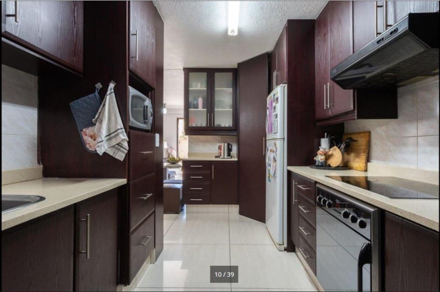 3 Bedroom Property for Sale in Bassonia Gauteng