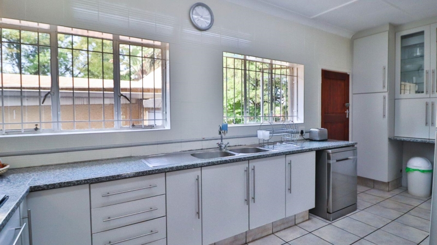 3 Bedroom Property for Sale in Savoy Estate Gauteng