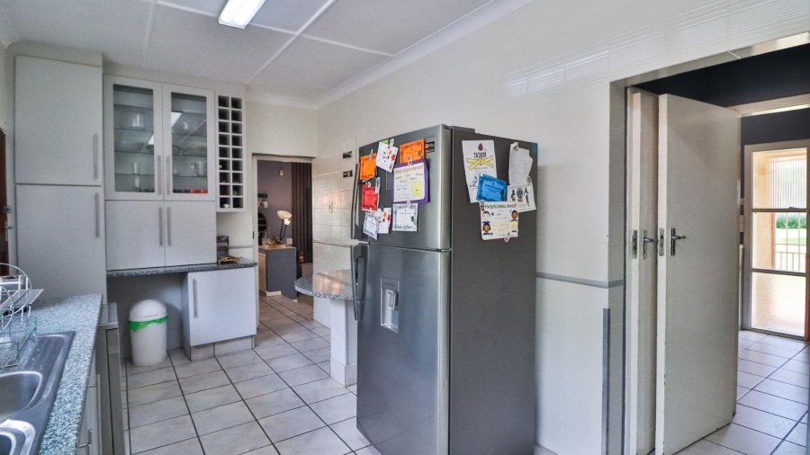 3 Bedroom Property for Sale in Savoy Estate Gauteng