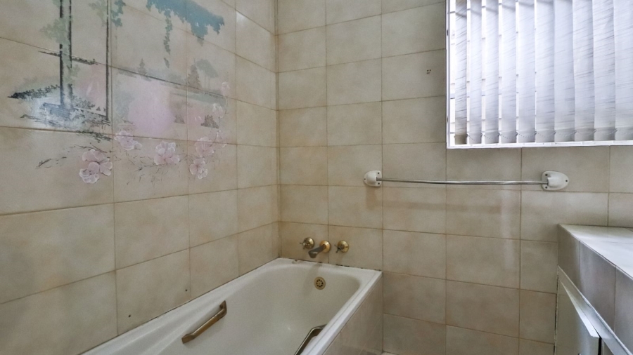 3 Bedroom Property for Sale in Savoy Estate Gauteng