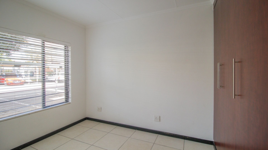 3 Bedroom Property for Sale in Greenstone Hill Gauteng