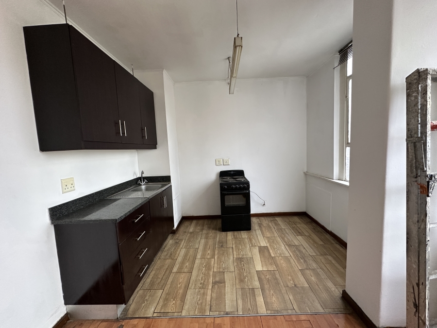 1 Bedroom Property for Sale in Johannesburg Central Gauteng