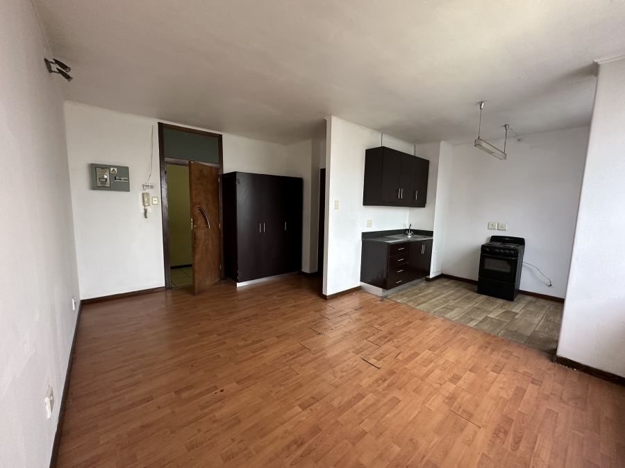 1 Bedroom Property for Sale in Johannesburg Central Gauteng