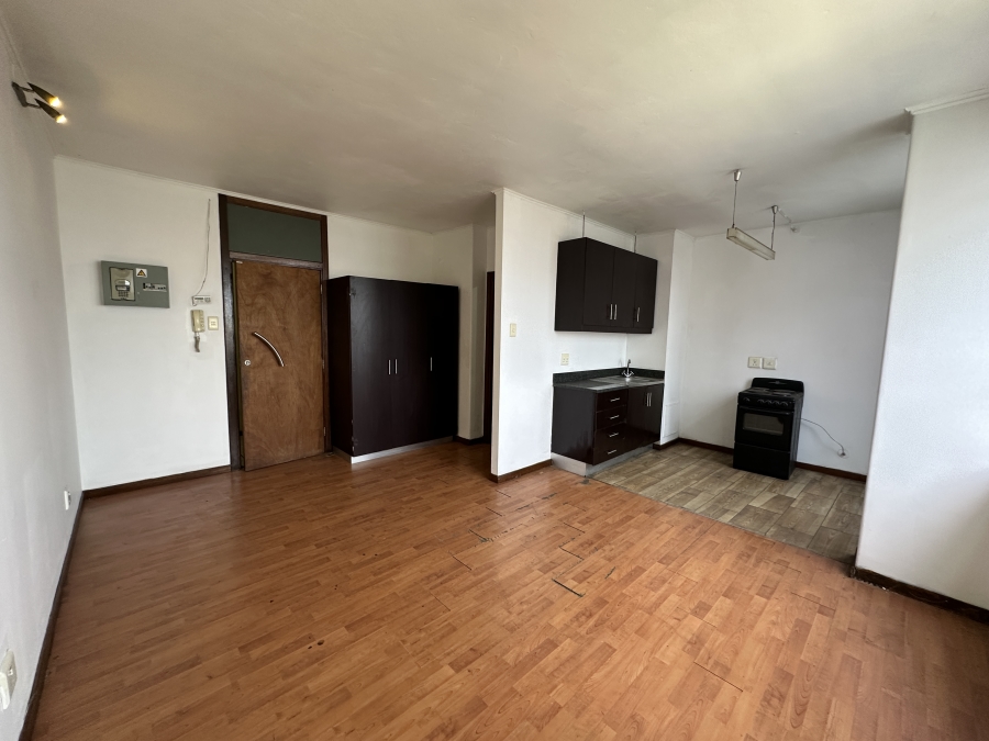 1 Bedroom Property for Sale in Johannesburg Central Gauteng