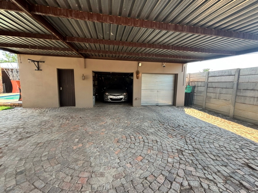3 Bedroom Property for Sale in Comet Gauteng