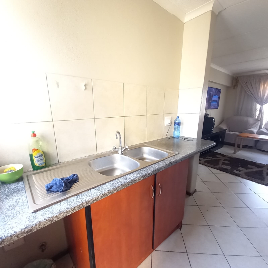 2 Bedroom Property for Sale in Terenure Gauteng