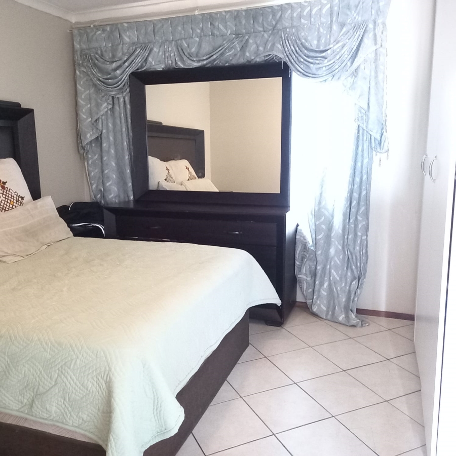 2 Bedroom Property for Sale in Terenure Gauteng