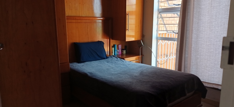 5 Bedroom Property for Sale in Glenvista Gauteng
