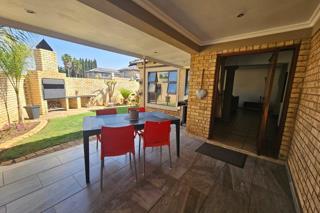 3 Bedroom Property for Sale in Ravenswood Gauteng