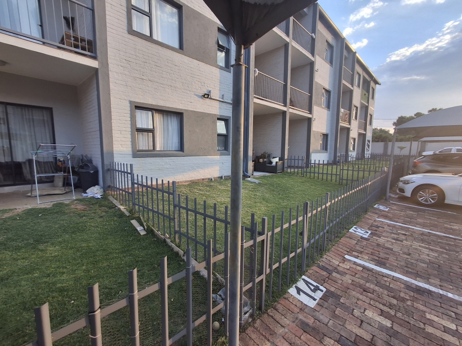 2 Bedroom Property for Sale in Rynfield Gauteng