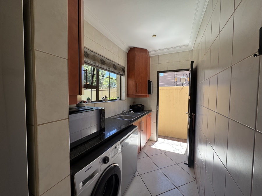 3 Bedroom Property for Sale in New Redruth Gauteng