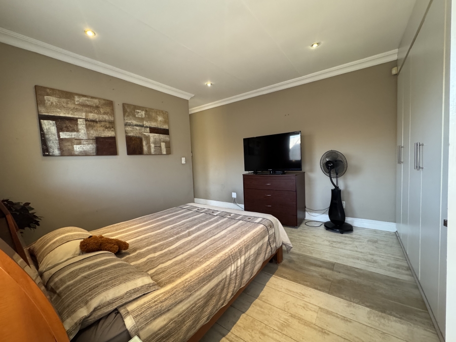 3 Bedroom Property for Sale in New Redruth Gauteng