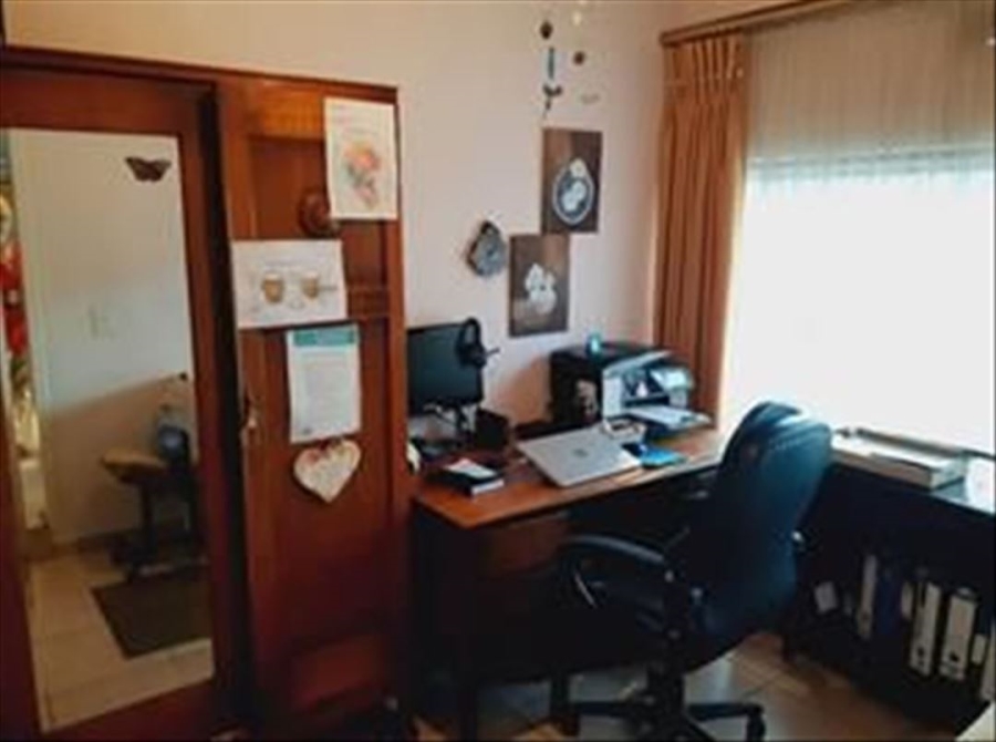 3 Bedroom Property for Sale in Sunward Park Gauteng