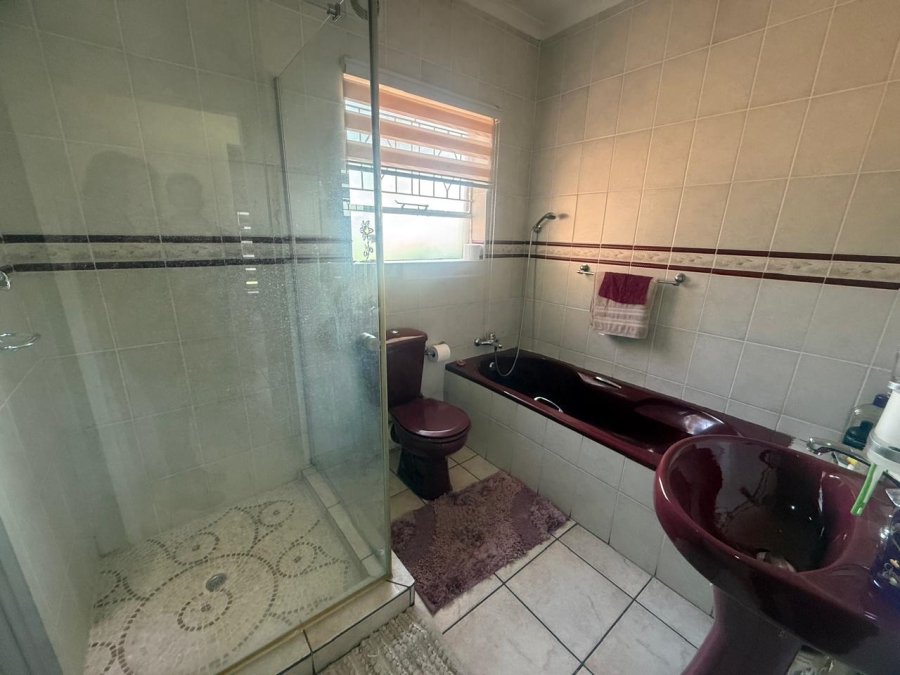 4 Bedroom Property for Sale in Parkrand Gauteng