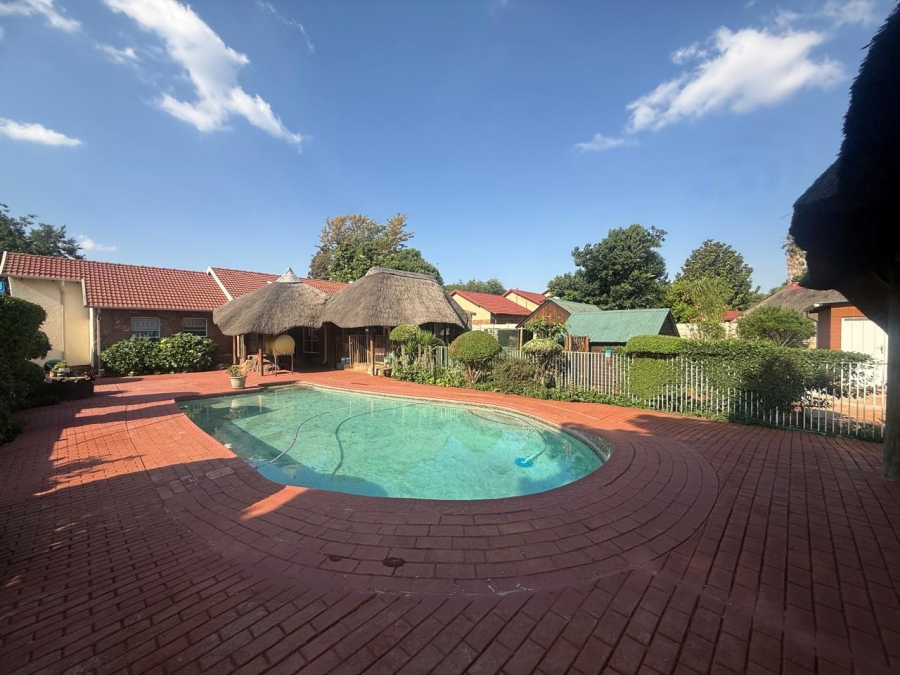 4 Bedroom Property for Sale in Parkrand Gauteng