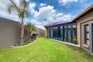 2 Bedroom Property for Sale in Parkrand Gauteng