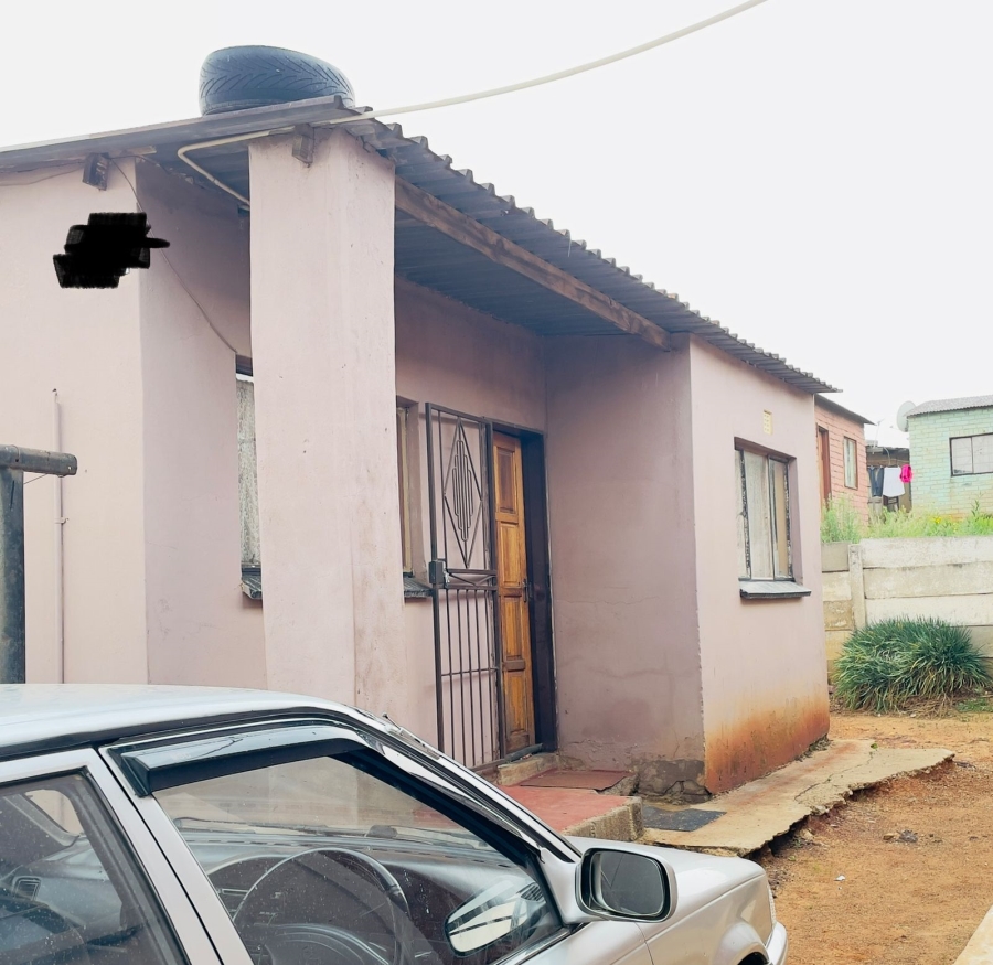 2 Bedroom Property for Sale in Kingsway Gauteng