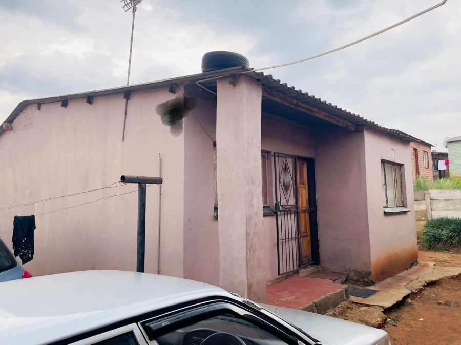 2 Bedroom Property for Sale in Kingsway Gauteng
