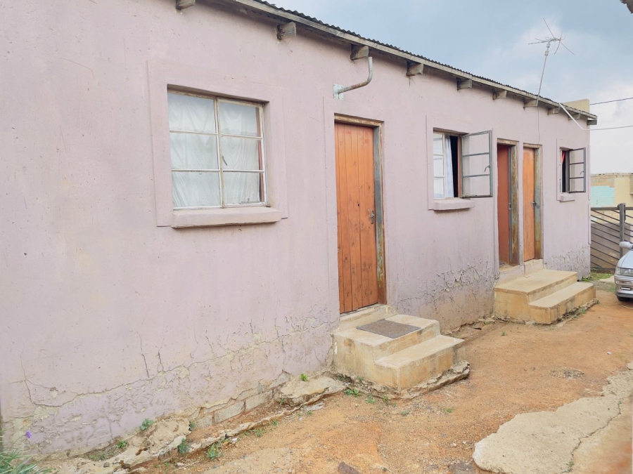 2 Bedroom Property for Sale in Kingsway Gauteng