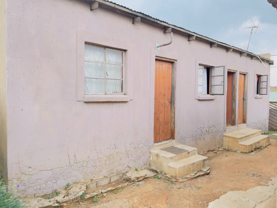 2 Bedroom Property for Sale in Kingsway Gauteng