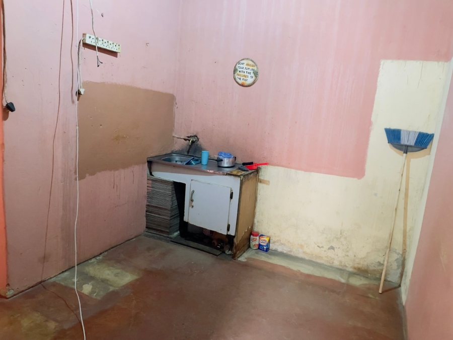 2 Bedroom Property for Sale in Kingsway Gauteng