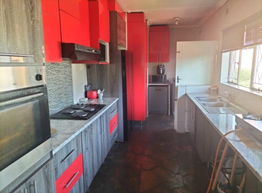 5 Bedroom Property for Sale in Leondale Gauteng