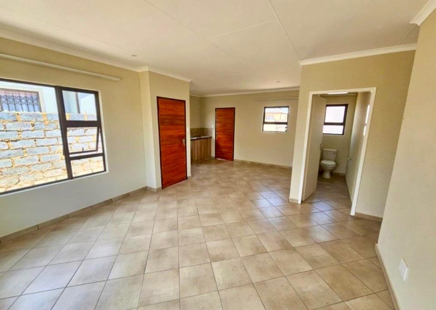 4 Bedroom Property for Sale in Windmill Park Gauteng