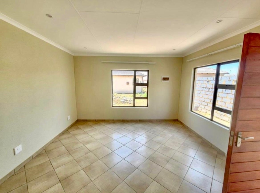 4 Bedroom Property for Sale in Windmill Park Gauteng