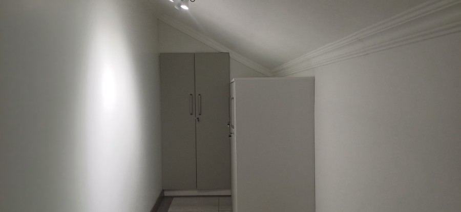 14 Bedroom Property for Sale in Bassonia Gauteng