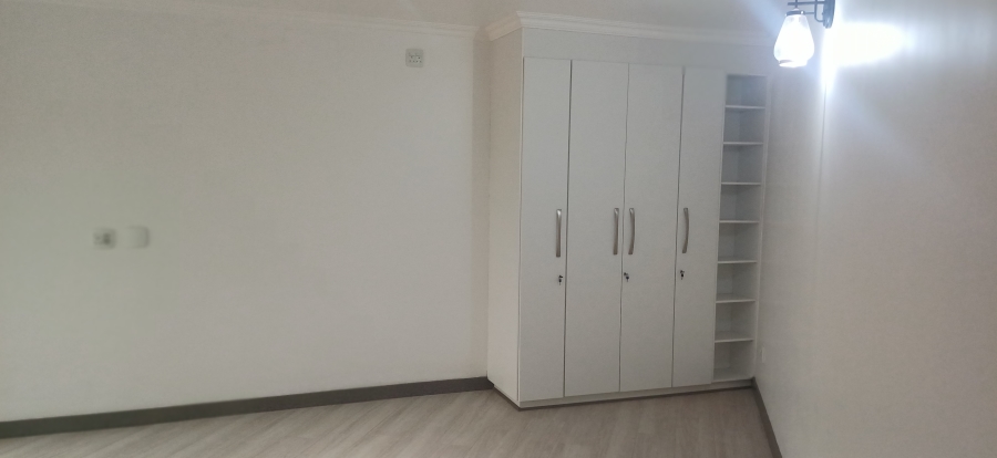 14 Bedroom Property for Sale in Bassonia Gauteng