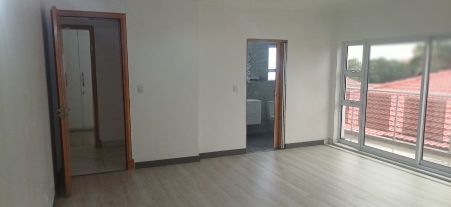 14 Bedroom Property for Sale in Bassonia Gauteng