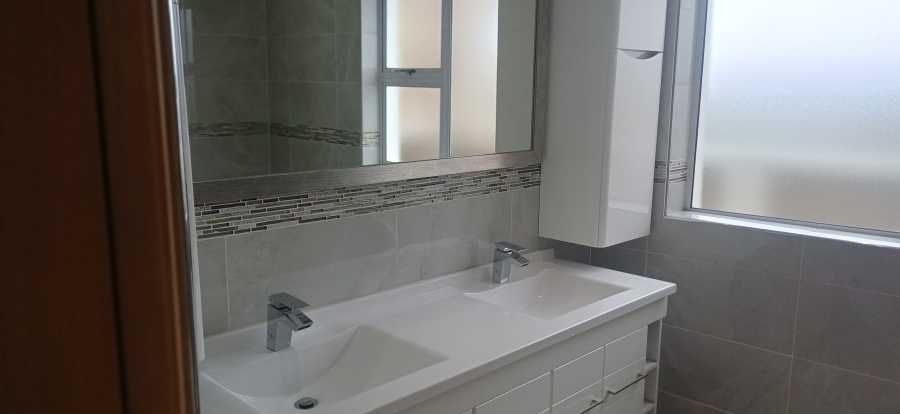 14 Bedroom Property for Sale in Bassonia Gauteng