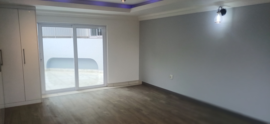 14 Bedroom Property for Sale in Bassonia Gauteng