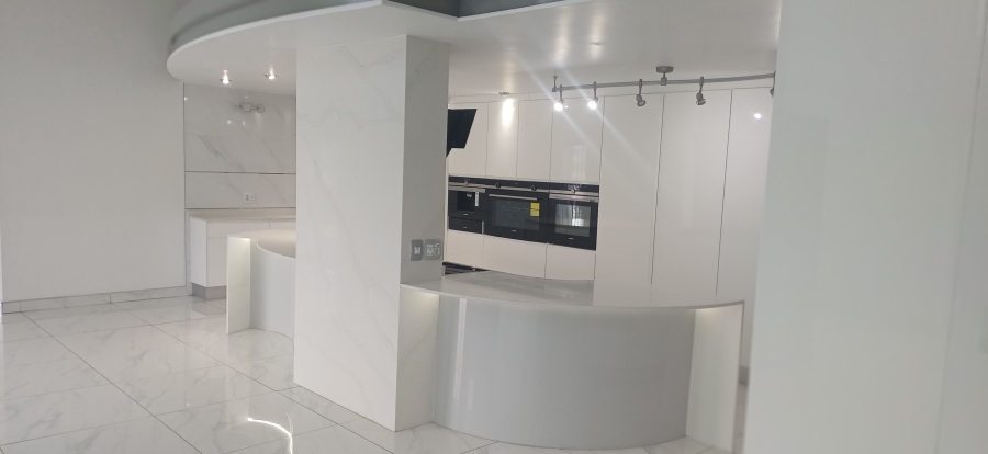 14 Bedroom Property for Sale in Bassonia Gauteng