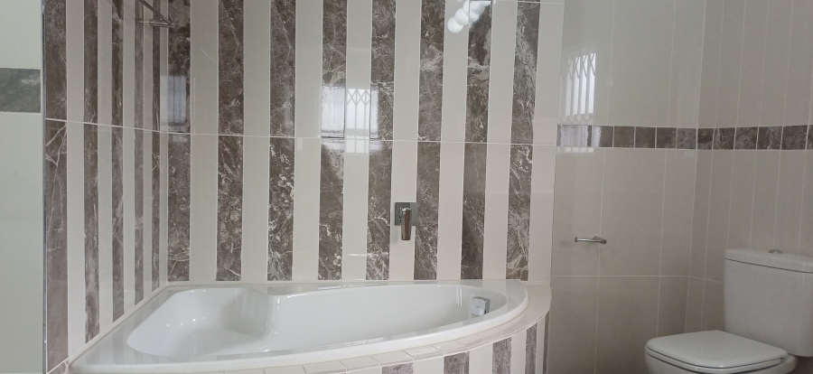 14 Bedroom Property for Sale in Bassonia Gauteng