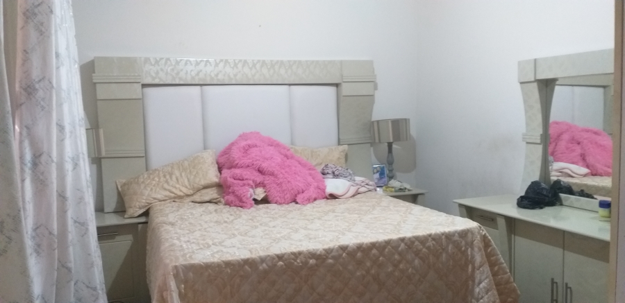 3 Bedroom Property for Sale in Etwatwa Gauteng