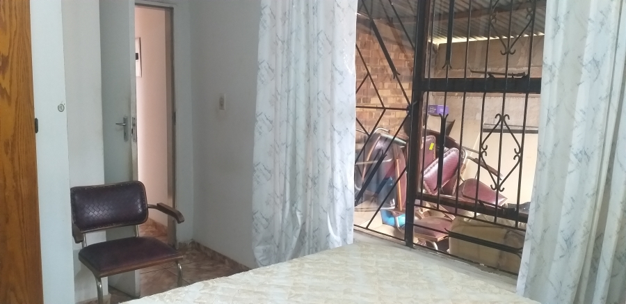 3 Bedroom Property for Sale in Etwatwa Gauteng