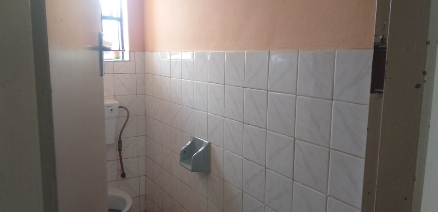3 Bedroom Property for Sale in Etwatwa Gauteng