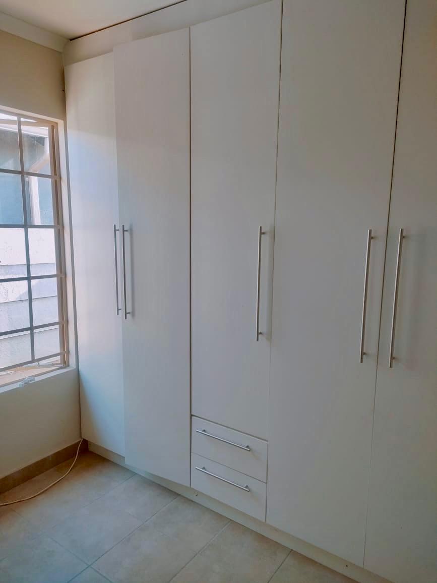 2 Bedroom Property for Sale in Palm Ridge Gauteng