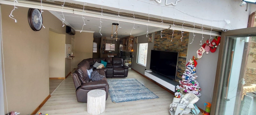 3 Bedroom Property for Sale in Parkrand Gauteng