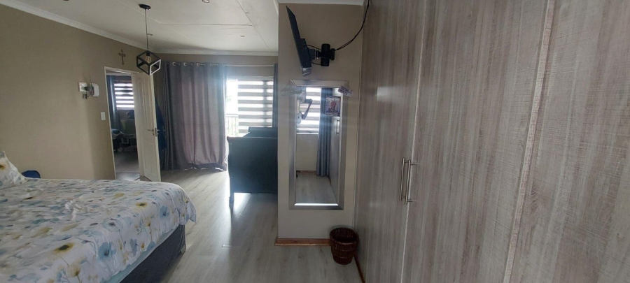3 Bedroom Property for Sale in Parkrand Gauteng
