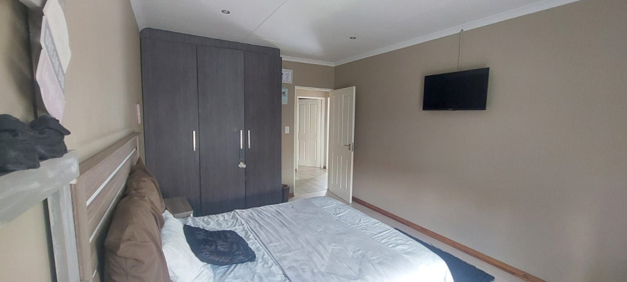 3 Bedroom Property for Sale in Parkrand Gauteng